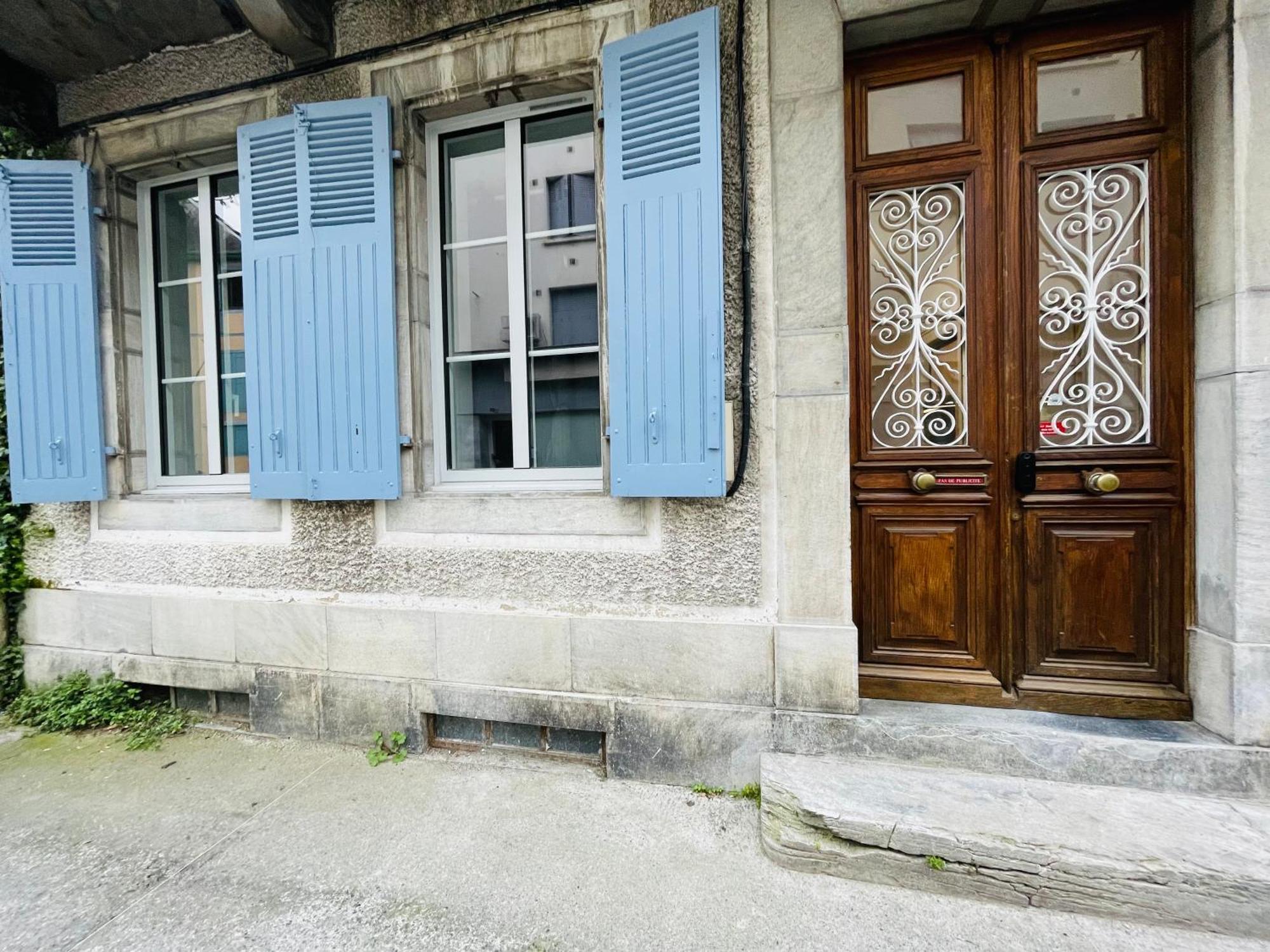 Le Caubous Plein Centre Appartement Calme Avec Chambre Et Cuisine Equipee Bagnères-de-Bigorre Exterior foto