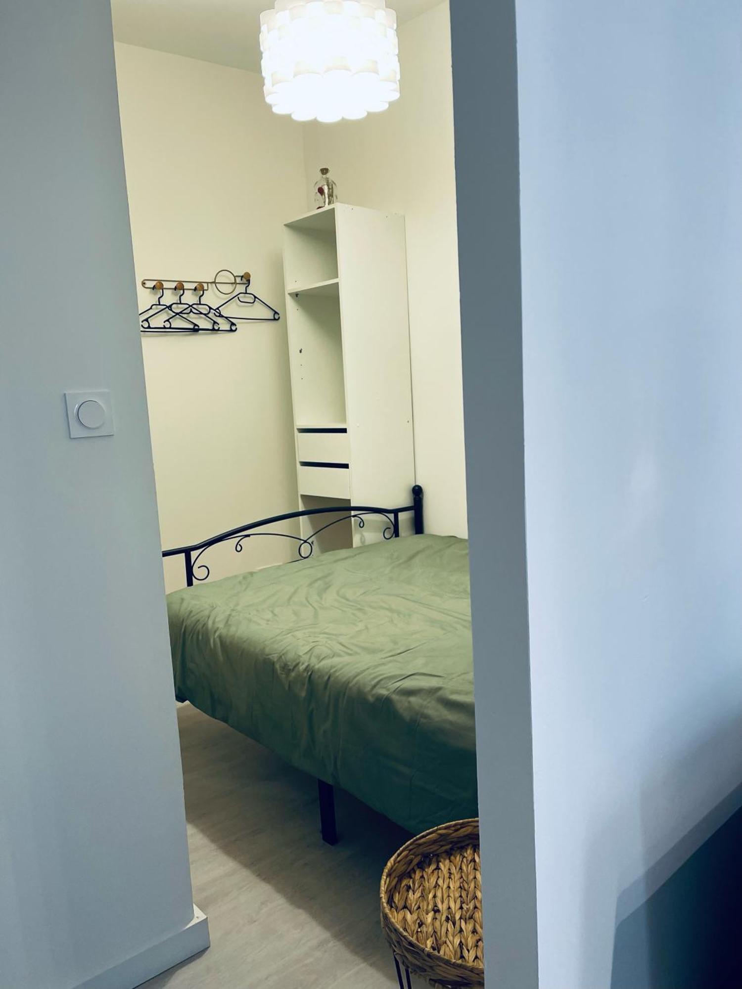 Le Caubous Plein Centre Appartement Calme Avec Chambre Et Cuisine Equipee Bagnères-de-Bigorre Exterior foto